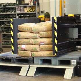 stationary pallet changer