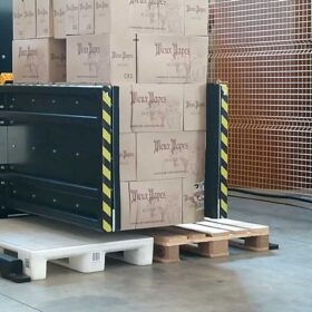 stationary-pallet-exchanger-side-mover-boxes