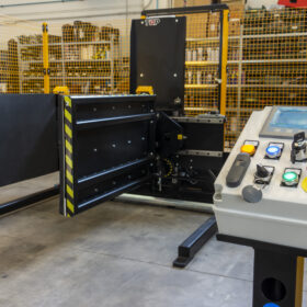 Stationary pallet inverter side mover-control panel